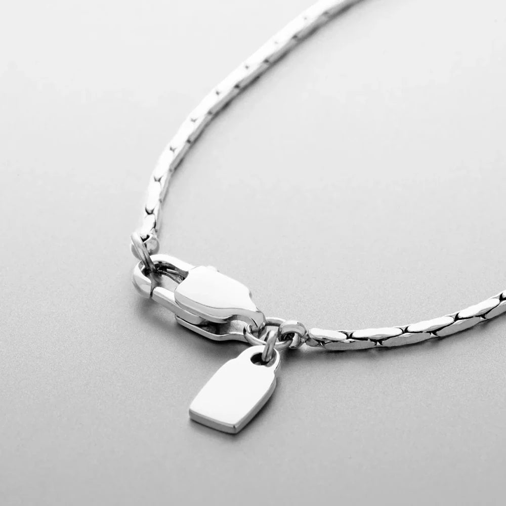 Flat Necklace