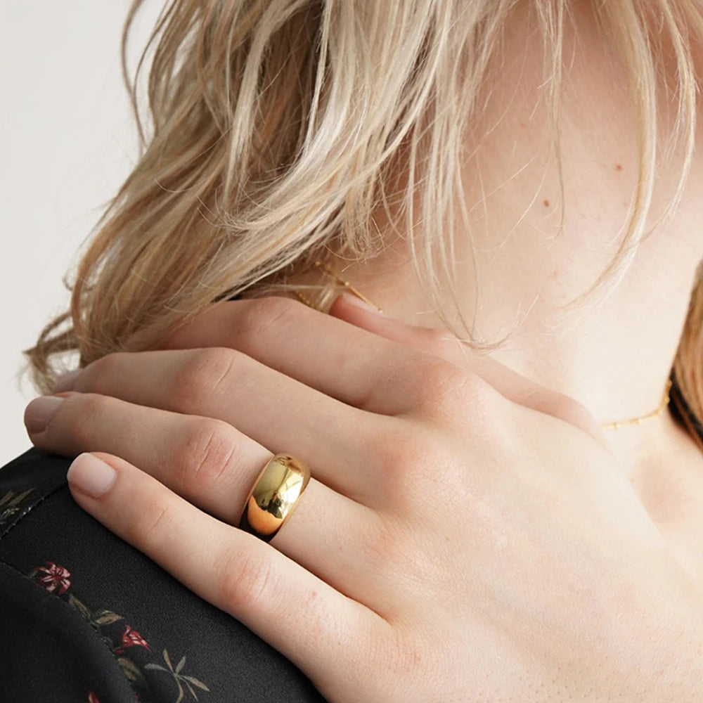 Simple round Ring