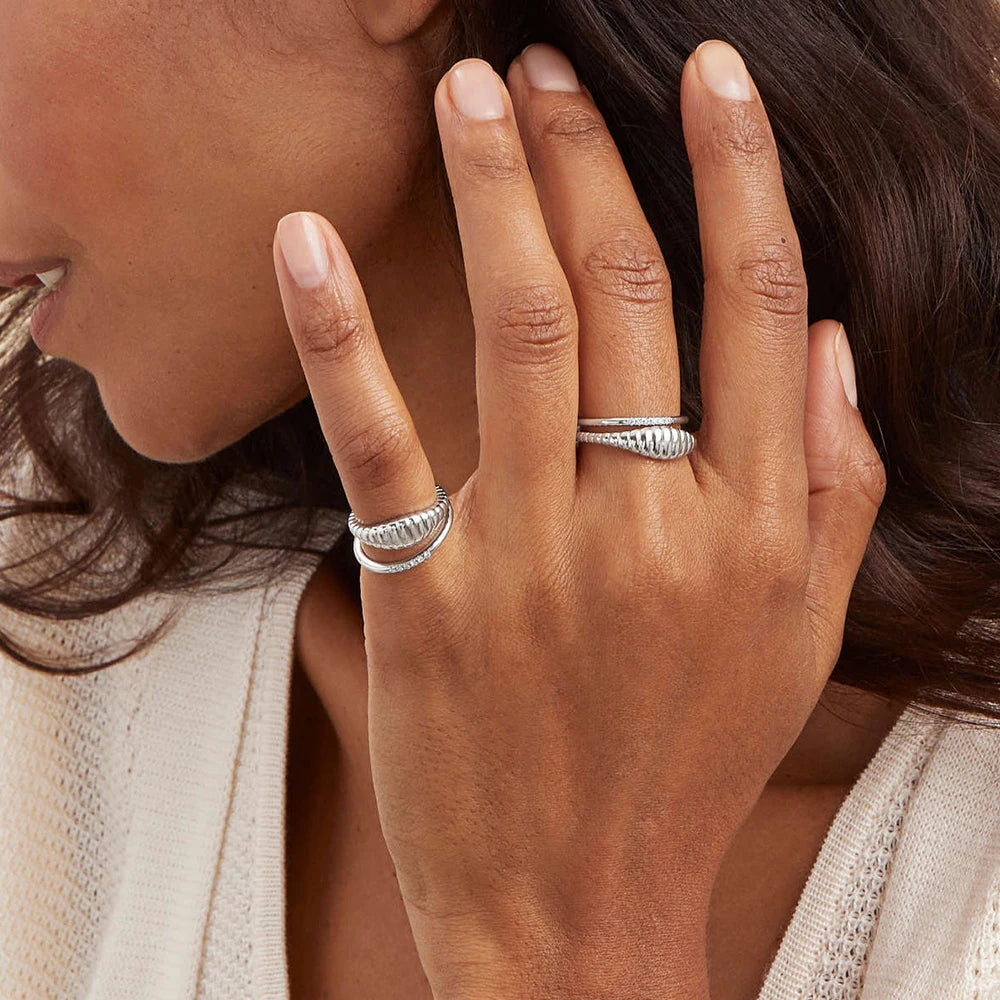 Shadows ring