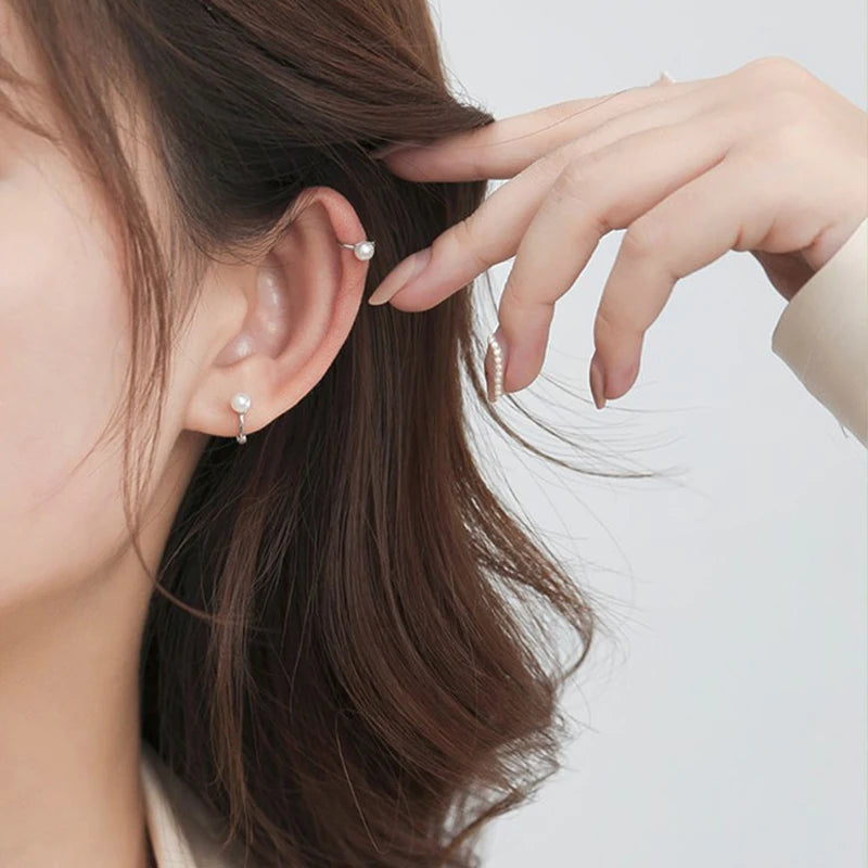 Lama pearl earing